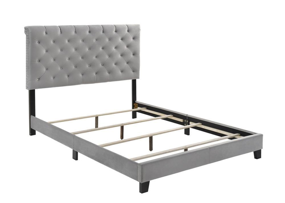 G310042 Queen Bed